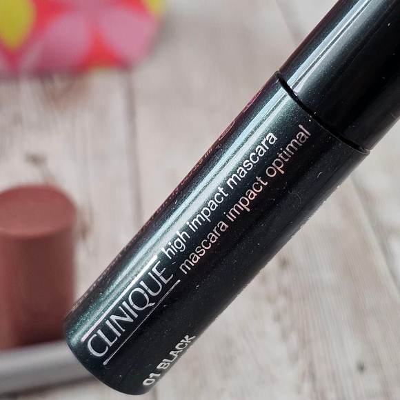 Clinique Skincare & Makeup Set, Travel Size - Picture 9 of 10